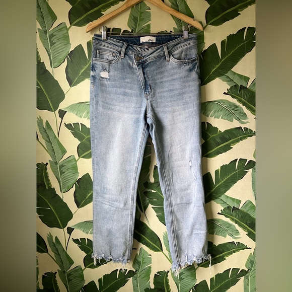 Vici Vervet Womens Crossover Distressed Jeans 29 - Picture 4 of 12